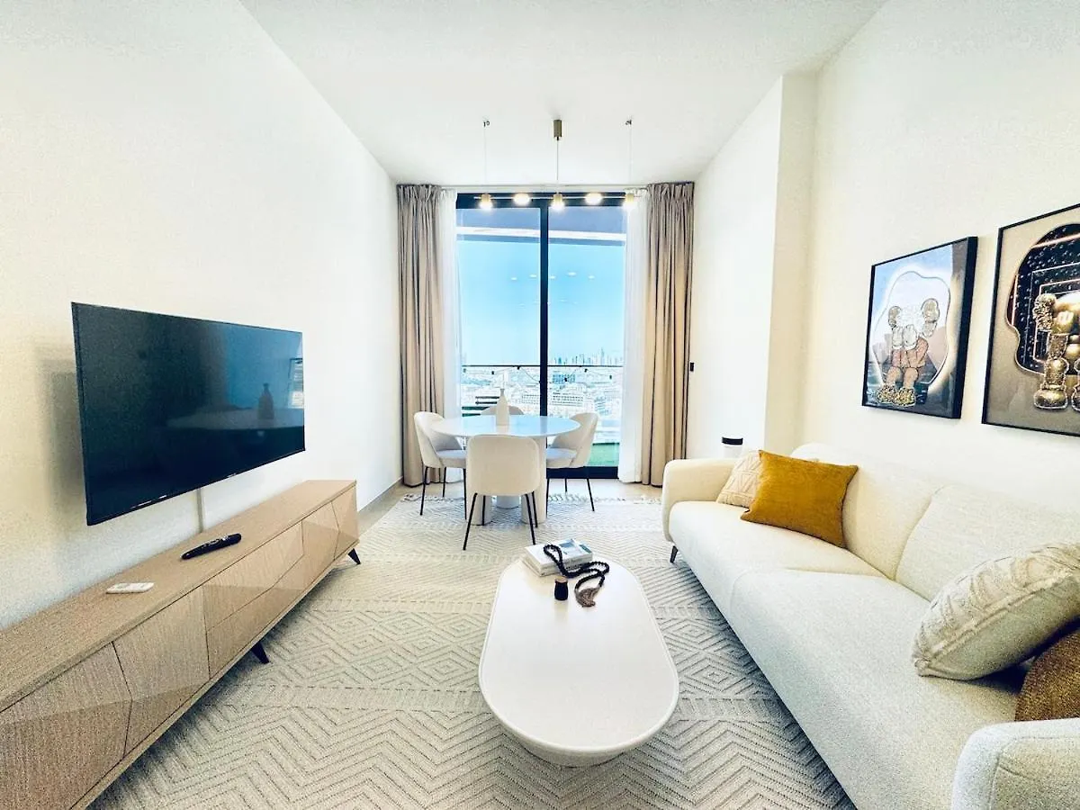 Aesthetic 2Bhk At Jumeirah Village Circle, Dubai
