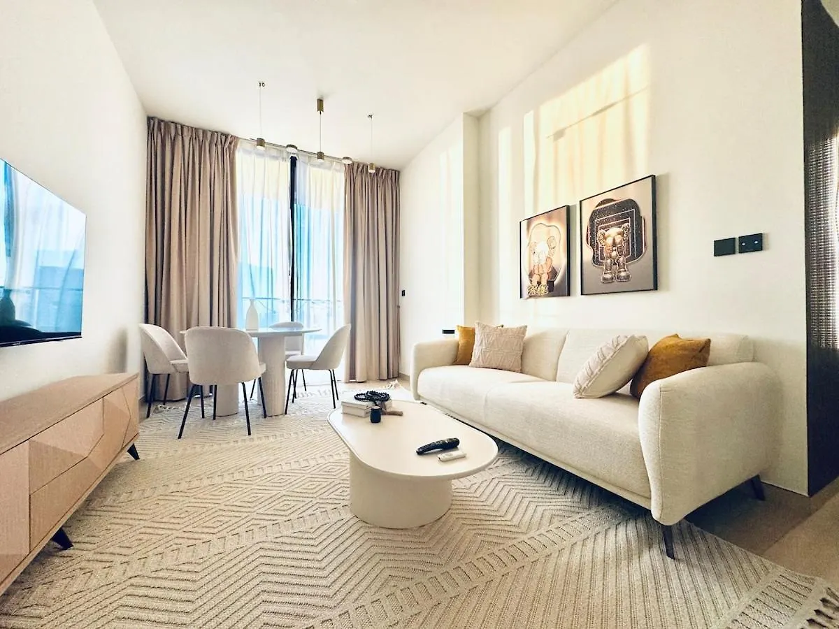 Aesthetic 2Bhk At Jumeirah Village Circle, Dubai
